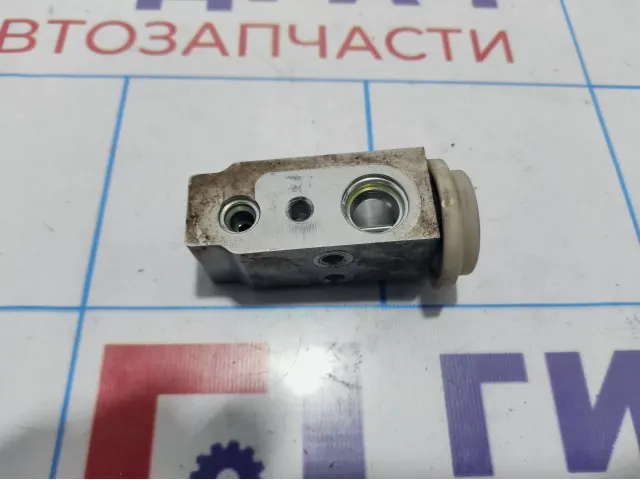 Клапан кондиционера Hyundai Tucson (JM) 97626-2E100