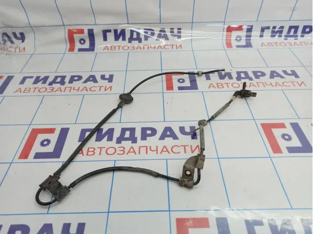 Датчик ABS задний правый Hyundai Tucson (JM) 95680-2E500