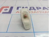 Повторитель на крыло белый Hyundai Tucson (JM) 92330-25500