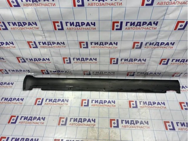Накладка на порог наружная правая Hyundai Tucson (JM) 87752-2E000