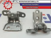 Петли двери задней правой Hyundai Tucson .