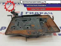 Крепление АКБ Hyundai Tucson 37150-2E000.