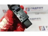 Кнопка обогрева сиденья правого Hyundai Tucson 93340-2E001CA.