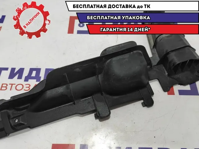 Воздуховод радиатора левый Hyundai Tucson 29135-2E000. Дефект.