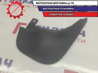 Брызговик передний правый Hyundai Tucson 86832-2E000. Царапины.