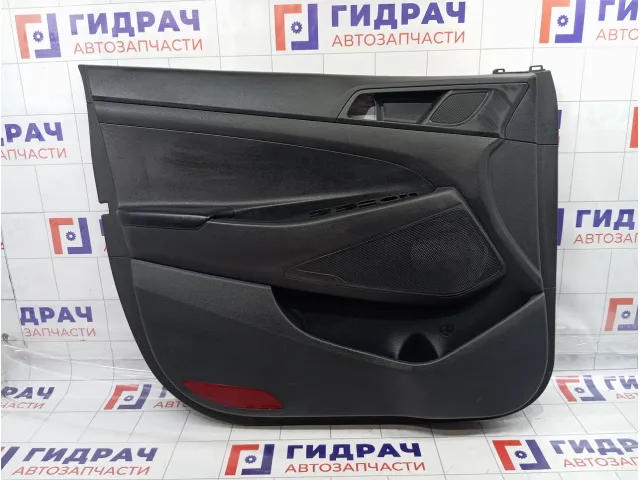 Обшивка двери передней левой Hyundai Tucson (TL) 82307D7010TRY