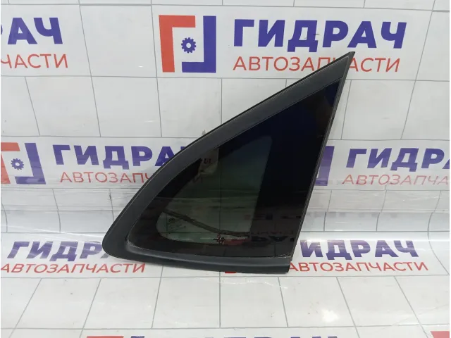 Стекло кузовное глухое (форточка) правое Hyundai Tucson (TL) 87820D3010