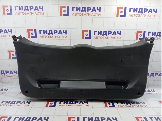 Обшивка двери багажника Hyundai Tucson (TL) 81750D7000TRY