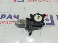 Моторчик стеклоподъемника заднего правого Hyundai Tucson (NX4) 83460N9410