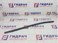 Накладка стекла переднего левого Hyundai Tucson 82210N9000