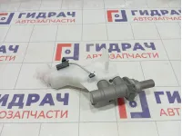 Цилиндр тормозной главный Hyundai Tucson (NX4)