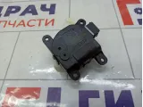 Моторчик заслонки отопителя (печки) Hyundai Tucson (NX4) H400730881