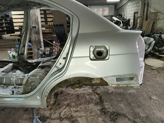 Крыло заднее левое Hyundai Verna