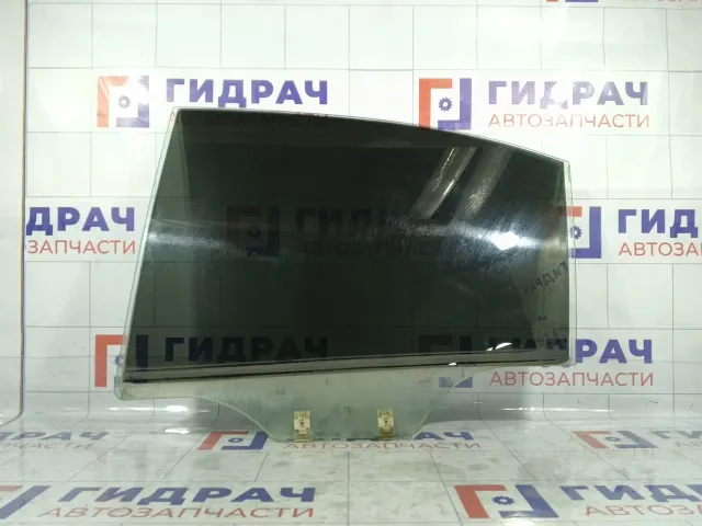 Стекло двери задней левой Hyundai Verna 834111E011