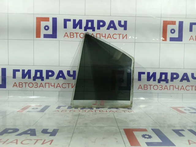 Стекло двери задней левой Hyundai Verna 834171E010