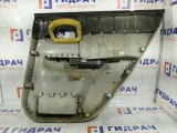 Обшивка двери задней левой Hyundai Verna 833011E021QS