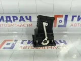 Дефлектор воздушный правый Hyundai Verna 974801E000WK