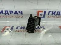 Дефлектор воздушный правый Hyundai Verna 974201E000