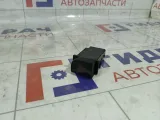 Кнопка аварийной сигнализации Hyundai Verna 937901E000
