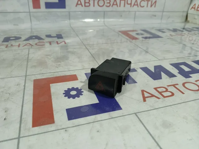 Кнопка аварийной сигнализации Hyundai Verna 937901E000
