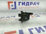 Моторчик заслонки отопителя (печки) Hyundai Verna