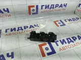 Блок управления стеклоподъемниками Hyundai Verna 935701E111