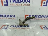 Петля капота правая Hyundai Verna 791201E000