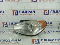 Фара левая Hyundai Verna 921011E088