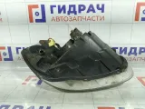 Фара левая Hyundai Verna 921011E088
