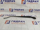 Поводок стеклоочистителя (Поводок дворника) передний правый Hyundai Verna 983201G001