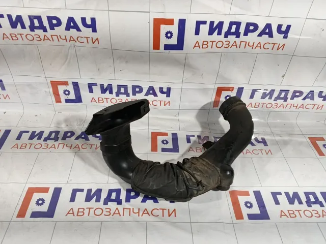 Патрубок воздушного фильтра Hyundai Verna 282101E000