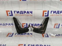 Брызговик передний Hyundai Verna