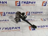 Педаль тормоза Hyundai Verna 328001G000