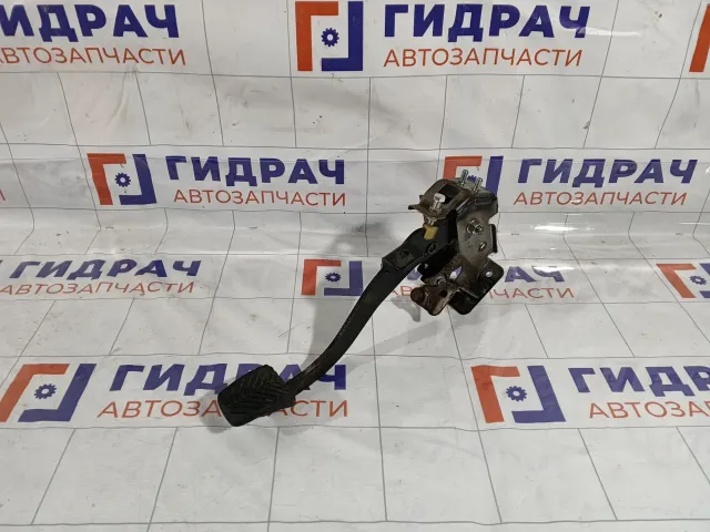 Педаль сцепления Hyundai Verna 328051G000