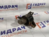 Опора двигателя левая Hyundai Verna 218301G000