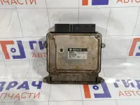 Блок управления двигателем Hyundai Verna 3910126AC1