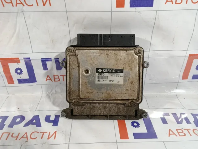 Блок управления двигателем Hyundai Verna 3910126AC1