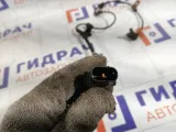Датчик ABS передний правый Hyundai Verna 956711E000