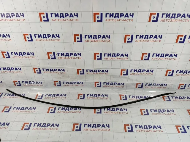 Молдинг крыши левый Hyundai Verna 872311E000