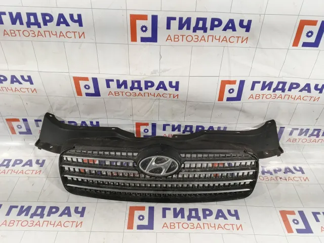 Решетка радиатора Hyundai Verna 863601E011