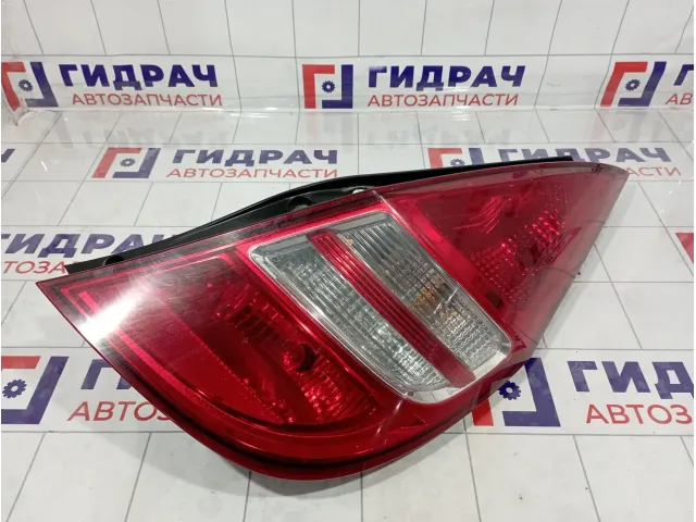 Фонарь задний правый Hyundai I30 (FD) 92402-2R010