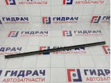 Уплотнитель стекла переднего левого Hyundai I30 (FD) 82231-2L000