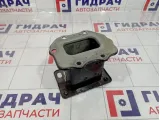 Кронштейн усилителя переднего бампера левый Hyundai I30 (FD) 64710-2L000