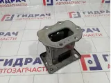 Кронштейн усилителя переднего бампера левый Hyundai I30 (FD) 64710-2L000