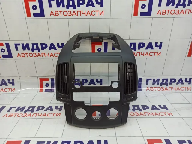 Рамка магнитолы Hyundai I30 (FD) 847412R000XP