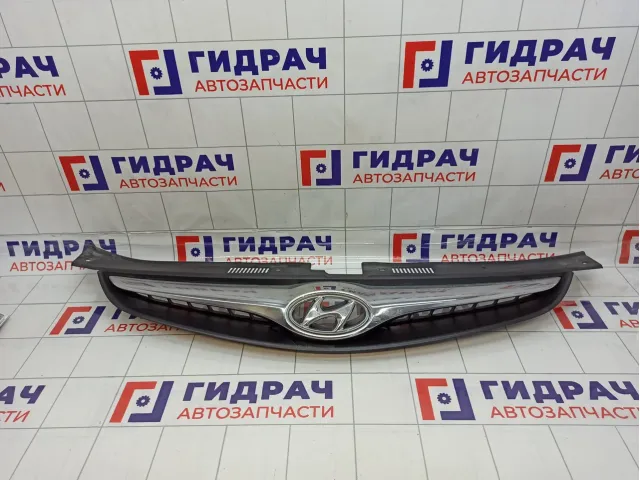 Решетка радиатора Hyundai I30 (FD) 86351-2R500