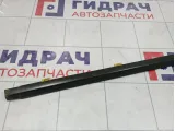 Накладка стекла переднего правого Hyundai I30 (FD) 82220-2L000