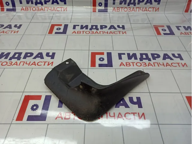 Брызговик передний правый Hyundai I30 (FD) 86832-2R600