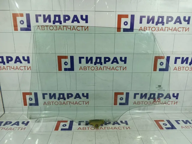 Стекло двери заднее правое Hyundai i30 834112L010
