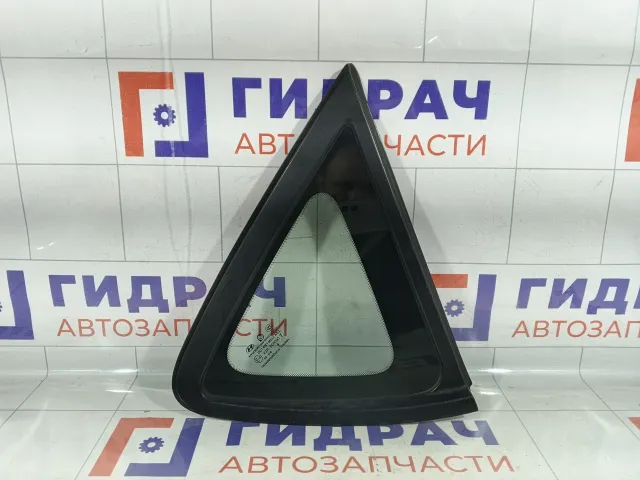 Стекло кузовное глухое (форточка) заднее правое Hyundai i30 878202L010
